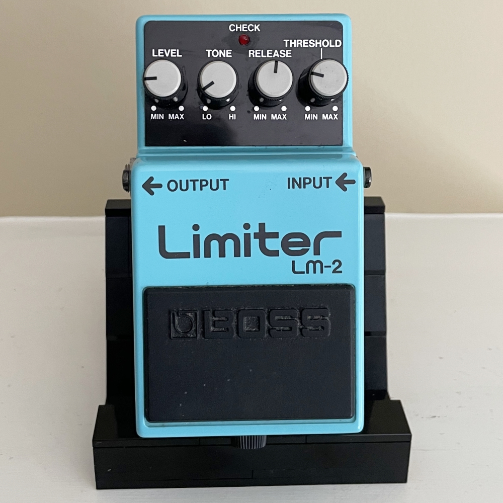 Boss LM-2 Limiter | Guitar Nine